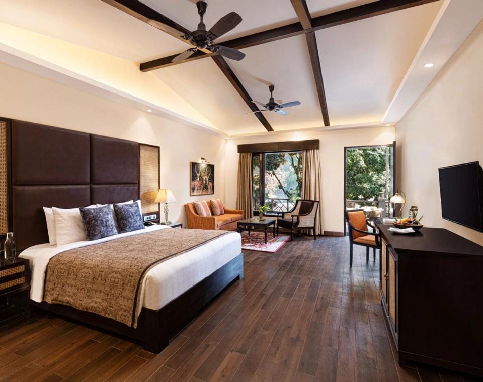 Deluxe Room King Bed River Facing - View 1